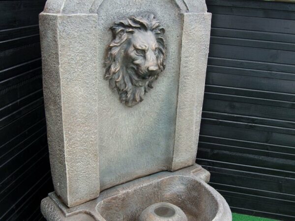 Lion vandfontæne - Image 3