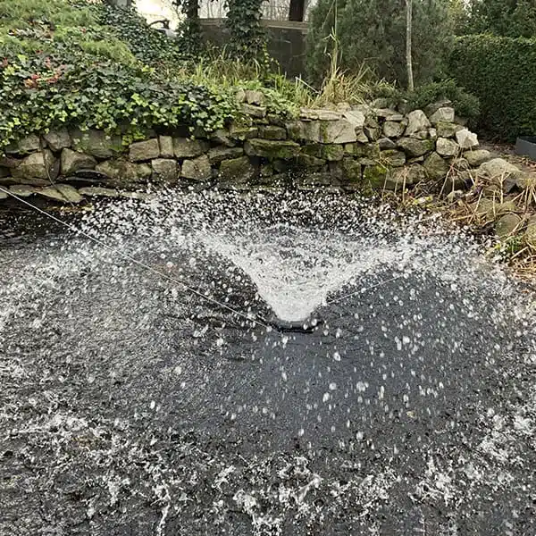 Billede af Flydende Belufter 10000 - Flydende vandfontæne / springvand - Sø, havedam og naturdam